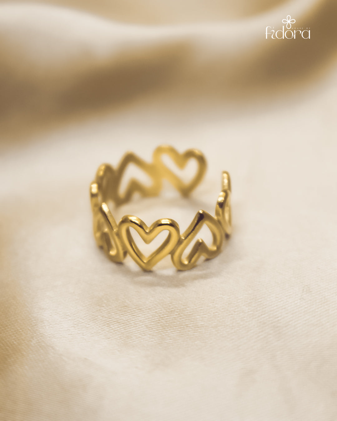 Anti tarnish heart shaped ring