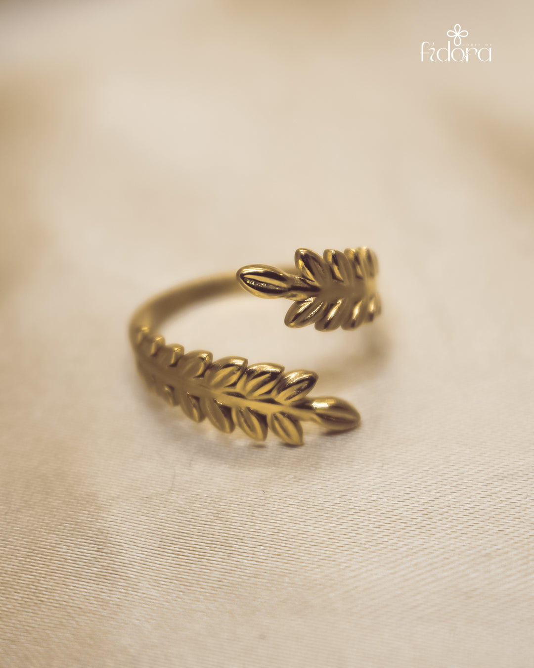 Anti tarnish leaf ring collection for daily wear- Purchase now online from House of Fidora.