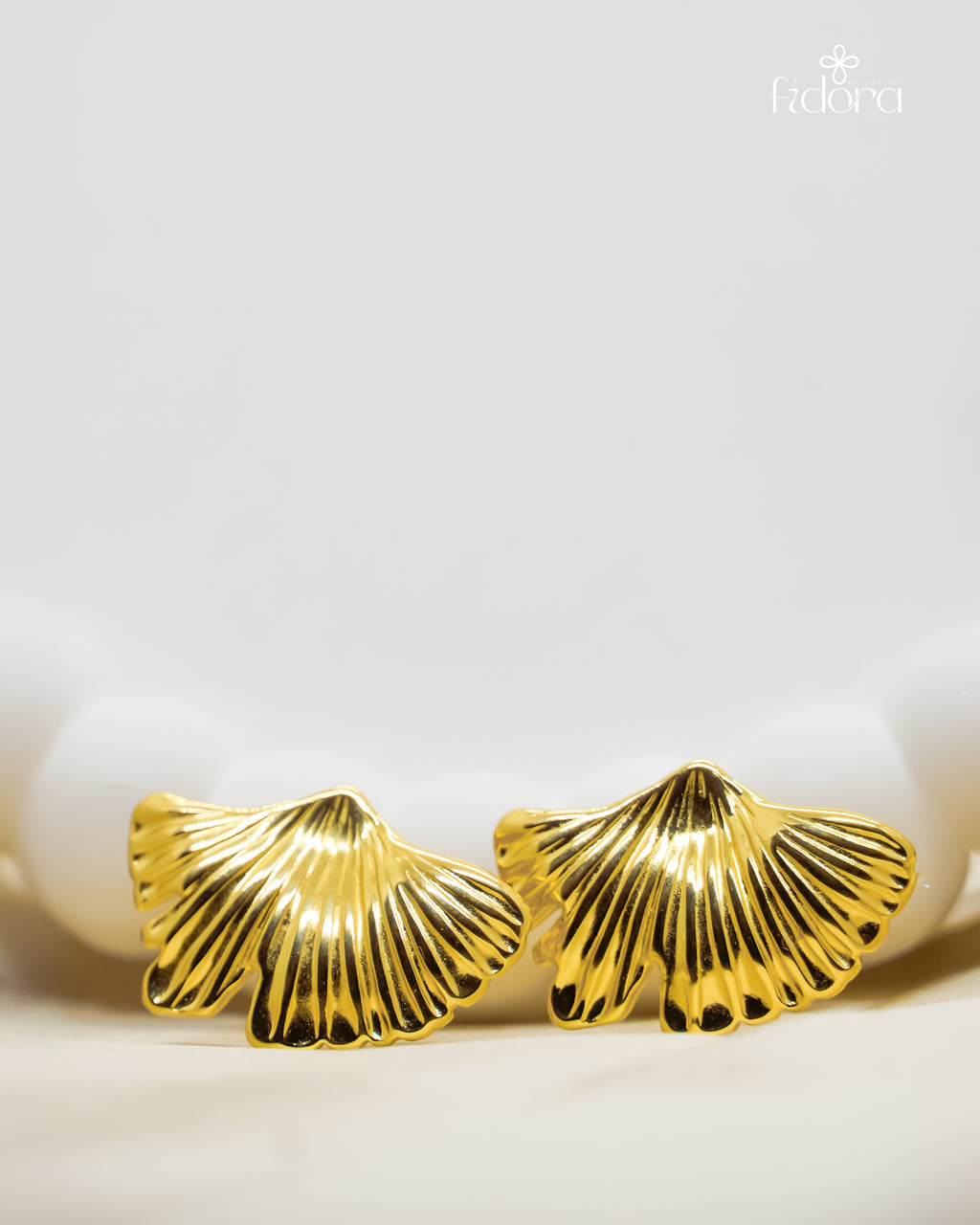 Anti-tarnish daily wear earring- Shop online now from House of Fidora.