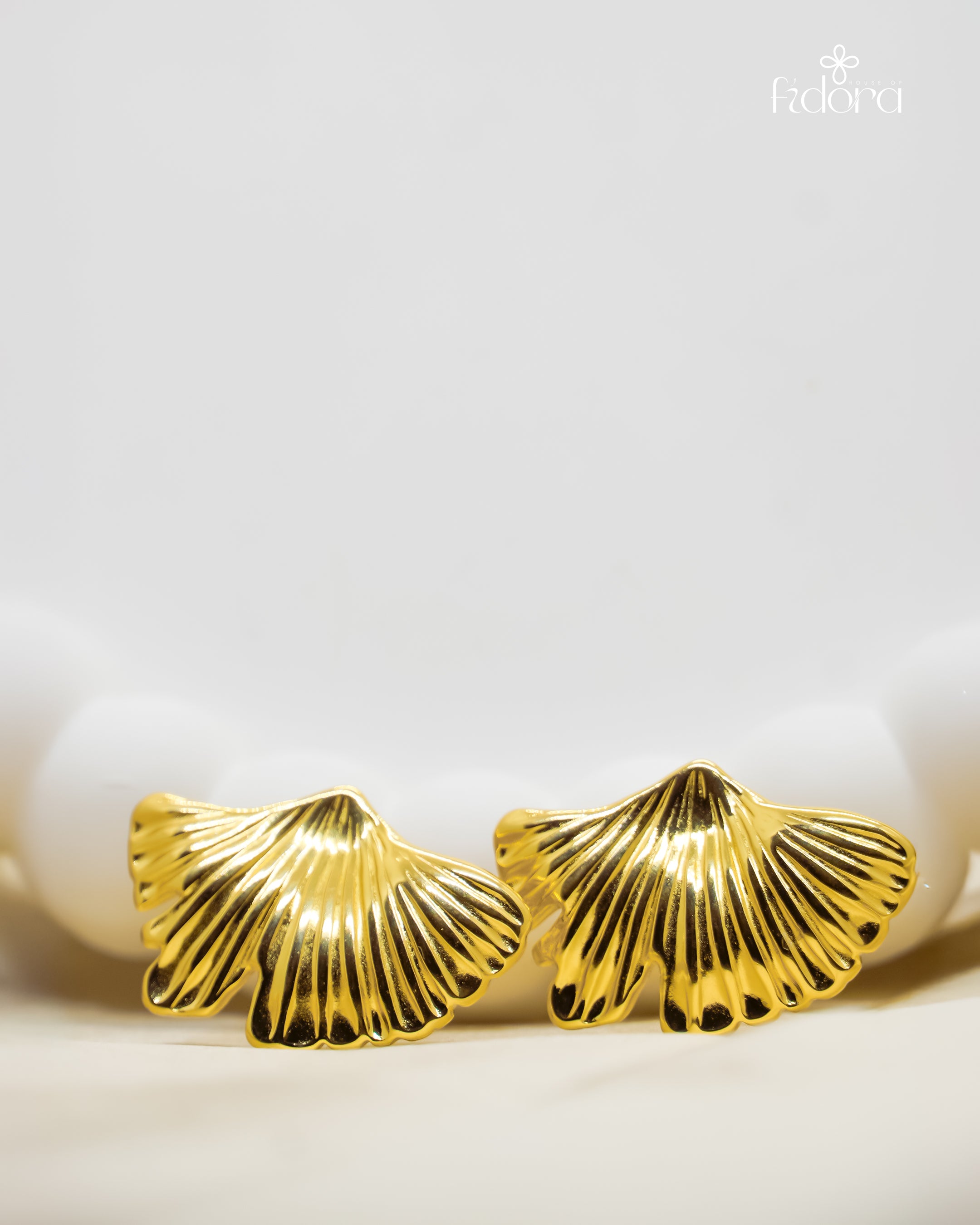 Anti-tarnish daily wear earring- Shop online now from House of Fidora.