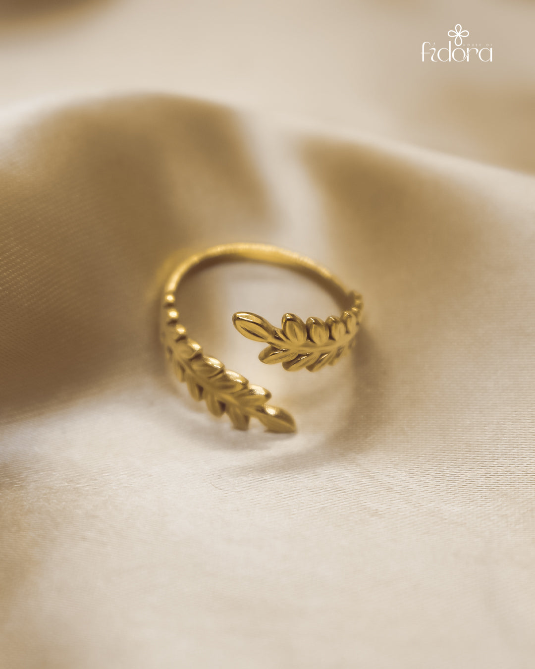 Anti tarnish leaf ring collection for daily wear- Purchase now online from House of Fidora.