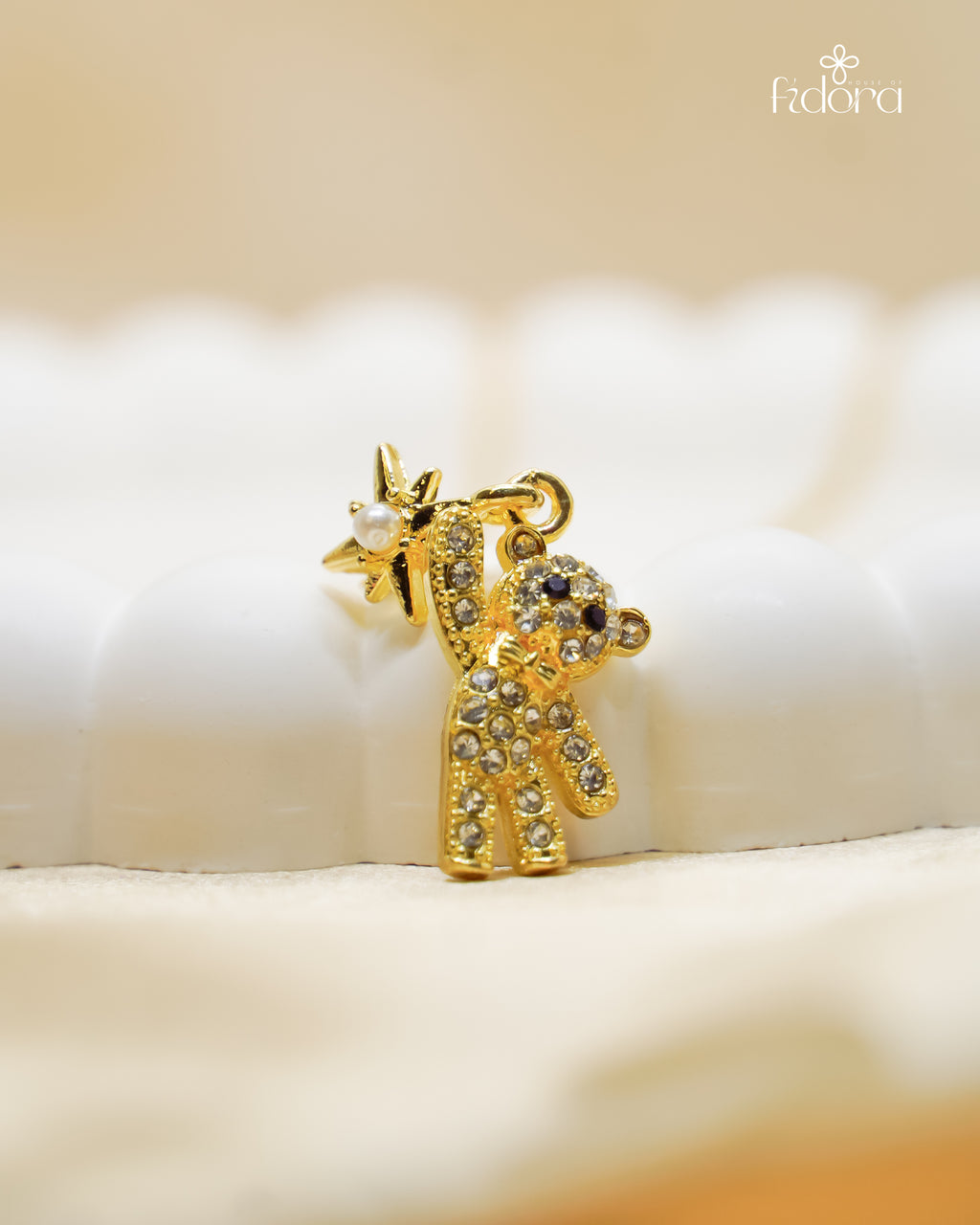 Anti tarnish gold plated cute bear pendant