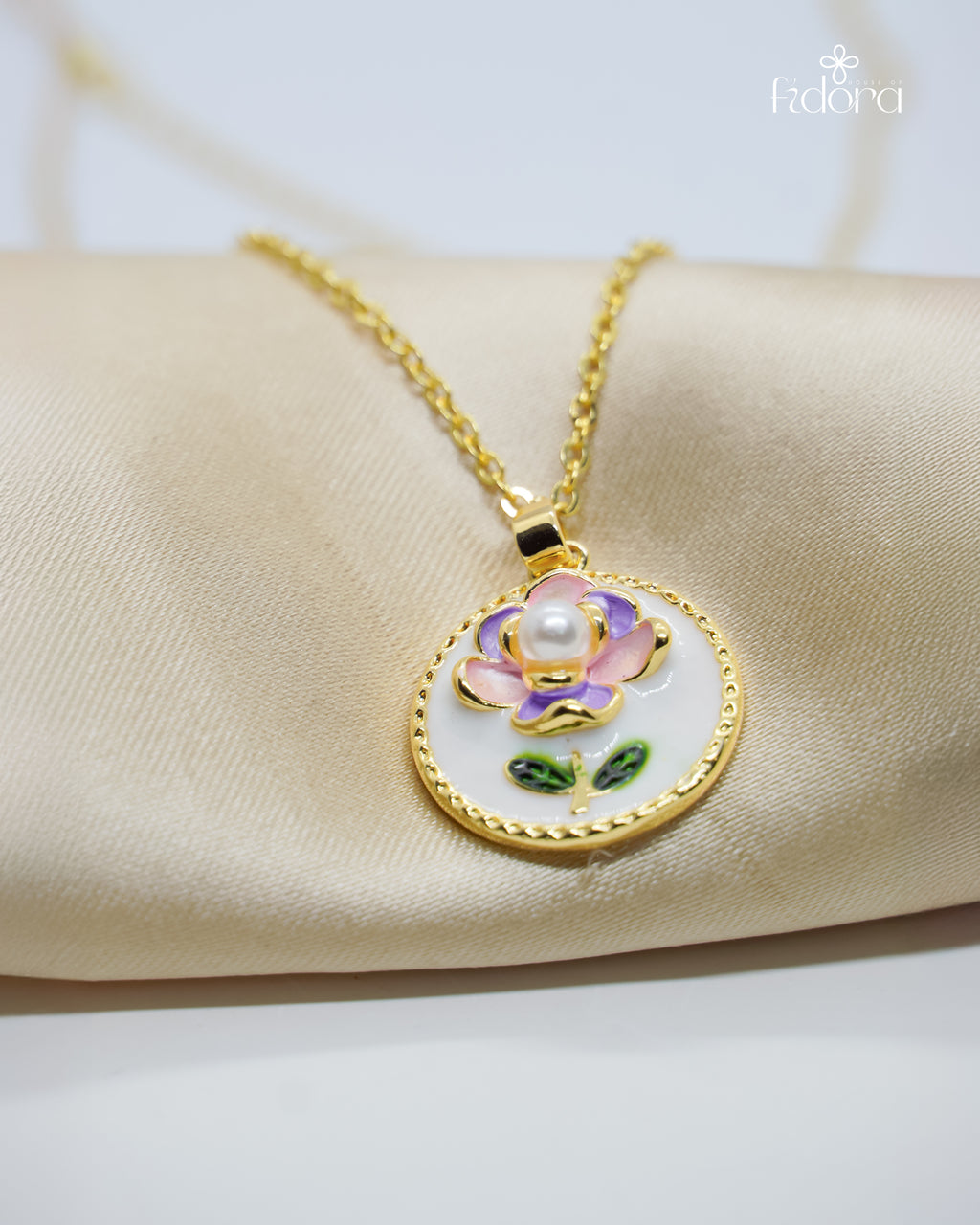 Ceramic pendant anti tarnish latest edition pendant chain