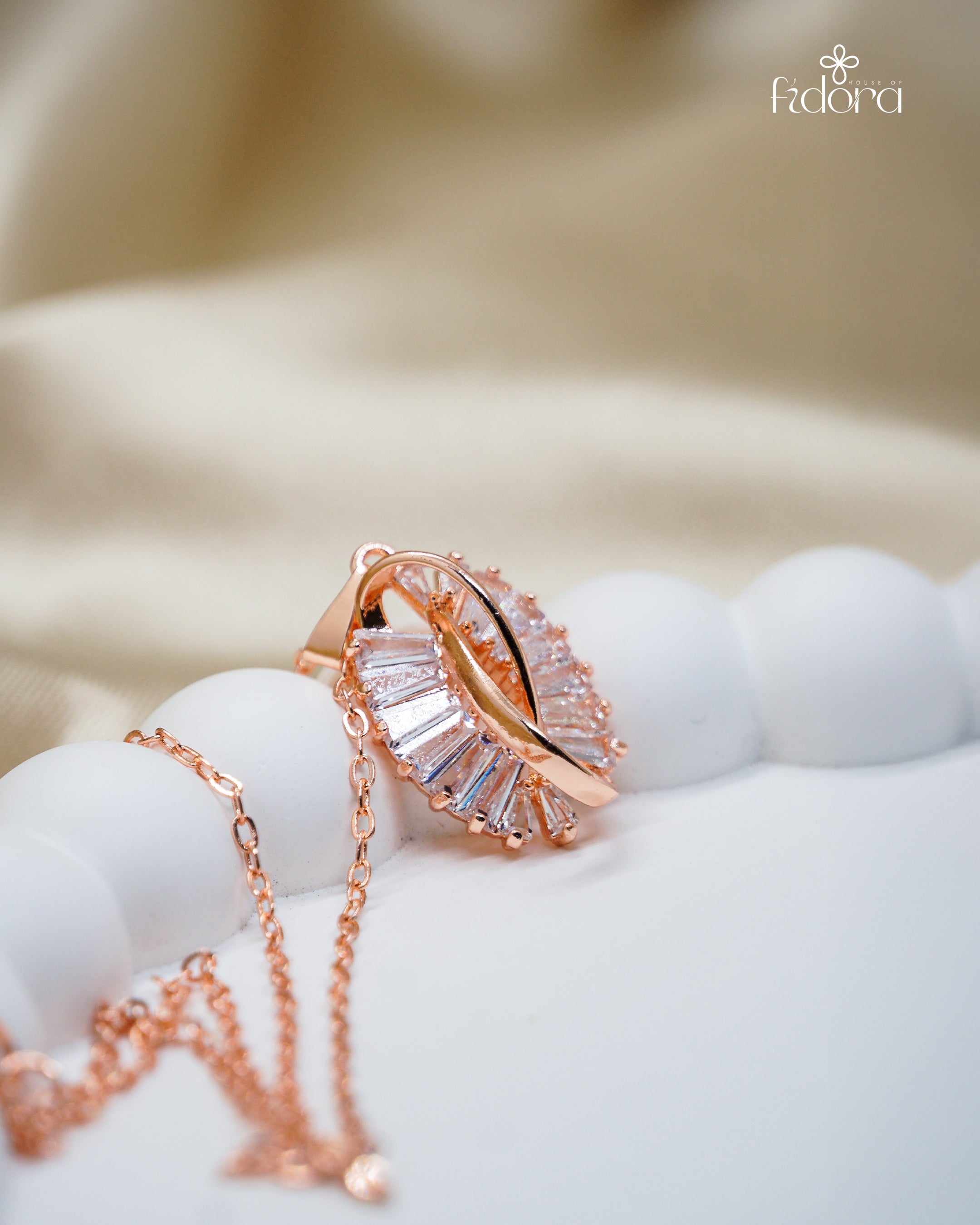 Rose Gold Spiral Pendant Chain